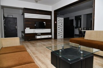 Living Room in 4 BHK Apartment at Jodhpur – for Rent