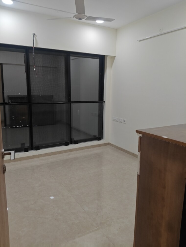 Master Bedroom, dosti-eastern-bay 3 Bedroom 1191 Sq.Ft. Apartment In Wadala Mumbai 9594815