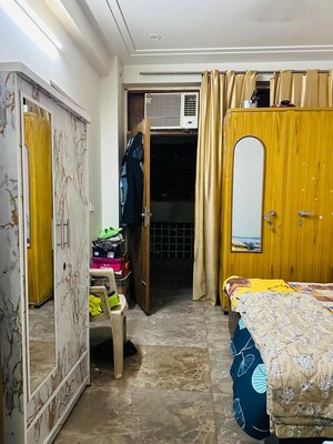 Building Lobby in  Pg at Sector 46 – for Rent