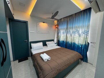 Bedroom in 1 BHK Apartment at Hiranandani Estate Solitaire C, Ghodbunder Road – for Rent