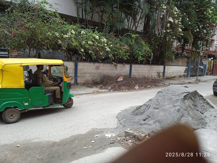  Parking, krishna-block Commercial Office Space 17070 Sq.Ft. In Koramangala Bangalore 9594945