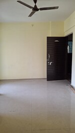 1 BHK + Servant Room 650 Sq.Ft. Apartment in Zorba KK Crystal