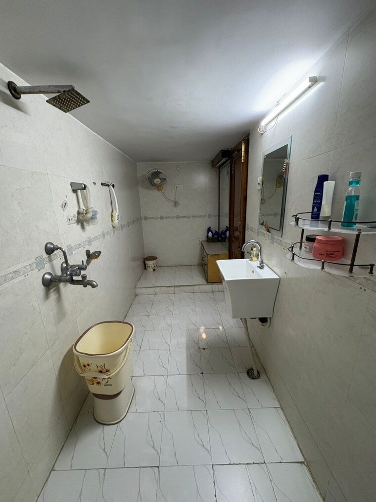 Bathroom, new rajendra nagar 2.5 Bedroom 1360 Sq.Ft. Independent House In New Rajendra Nagar Raipur 9594989