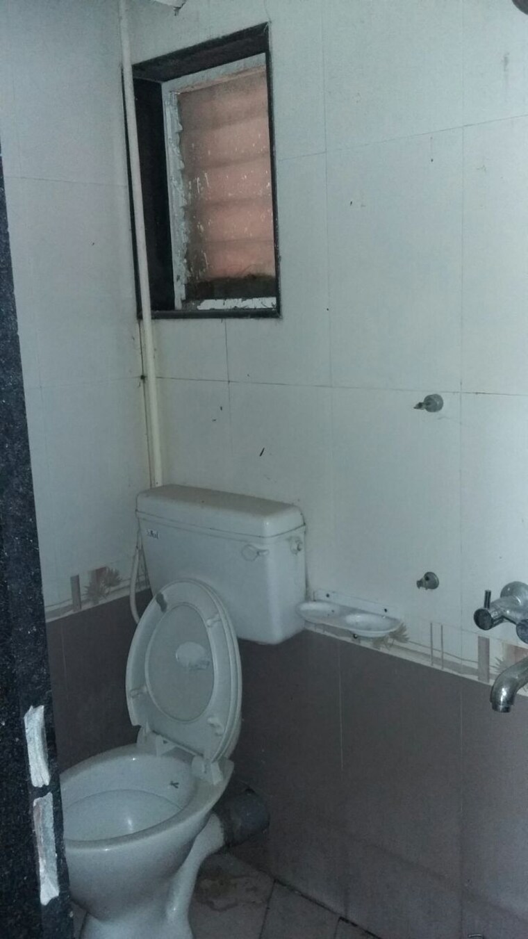 Bathroom, shanti-siddheshwar-heights 2 Bedroom 1050 Sq.Ft. Apartment In Kamothe Navi Mumbai 9594950