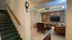 3 BHK + Servant Room Apartment For Sale in Paras Dews