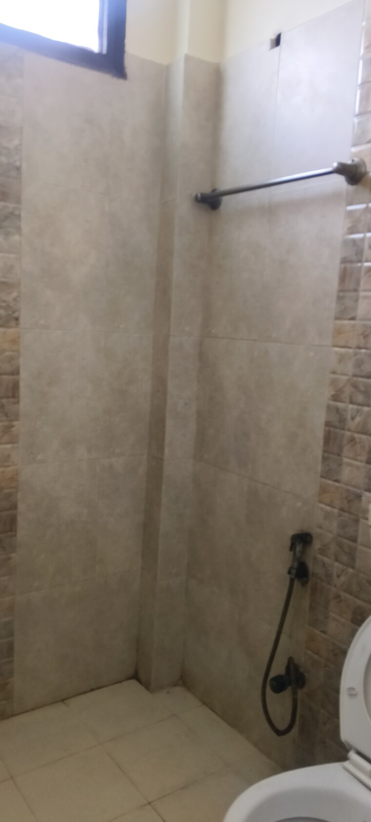 Bathroom, shatabdi-vihar-sector-61 3 Bedroom 1750 Sq.Ft. Apartment In Sector 61 Noida 9595238