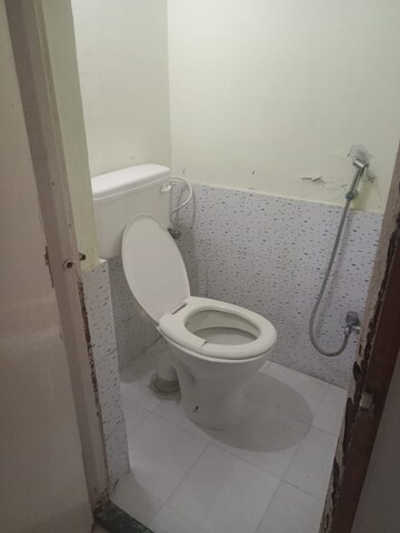 Attached Bathroom in 1 BHK Apartment at Oriental Gold Apartment, Aundh – for Rent