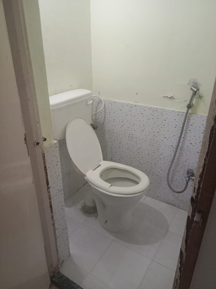 Attached Bathroom, oriental-gold-apartment 1 Bedroom 560 Sq.Ft. Apartment In Aundh Pune 9595244
