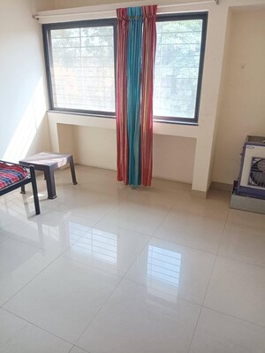 Room in 2 BHK Apartment at Kumar Pebble Park, Hadapsar – for Rent