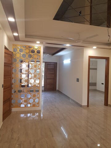 Living Room in 3 BHK Builder Floor at Sector 85 – for Sale