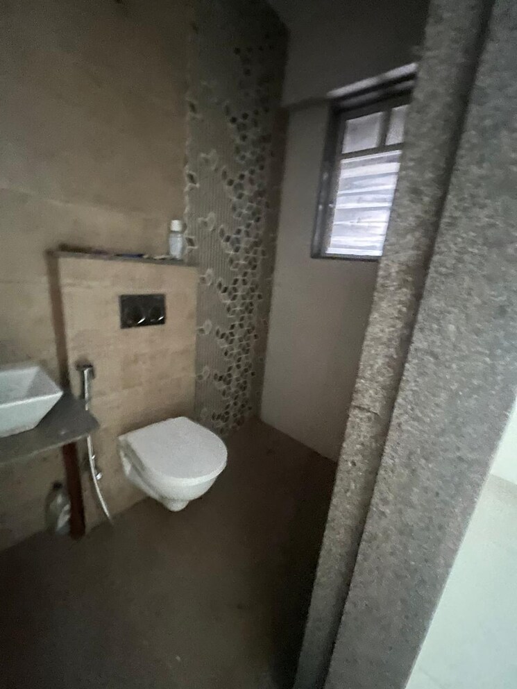 Bathroom, badhekar-krushnakunj 2 Bedroom 1020 Sq.Ft. Apartment In Kothrud Pune 9595316