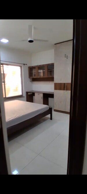 Room in 3 BHK Apartment at Richmond Premier, Richmond Road – for Rent
