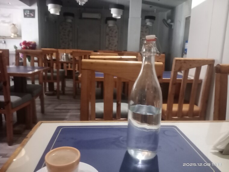 Gym, vasna road Commercial Shop 1800 Sq.Ft. In Vasna Road Vadodara 9595379