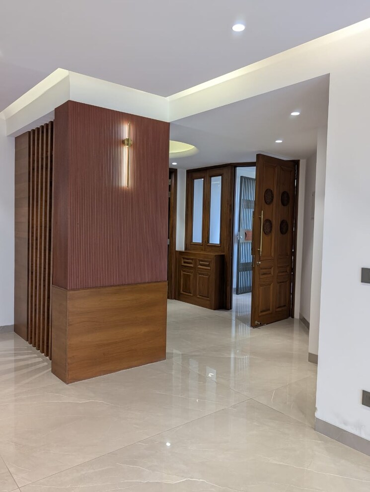 Room, mayur vihar phase 1 extension 3.5 Bedroom 1450 Sq.Ft. Apartment In Mayur Vihar Phase 1 Extension Delhi 9595380