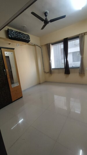 Room in 3 BHK Apartment at Chandkheda – for Rent