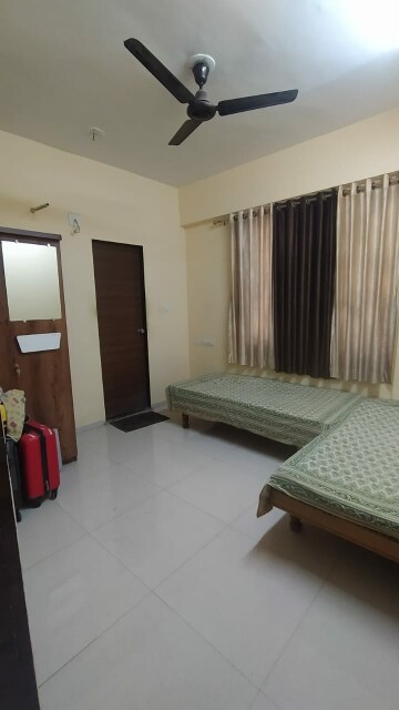Bedroom in 3 BHK Apartment at Chandkheda – for Rent