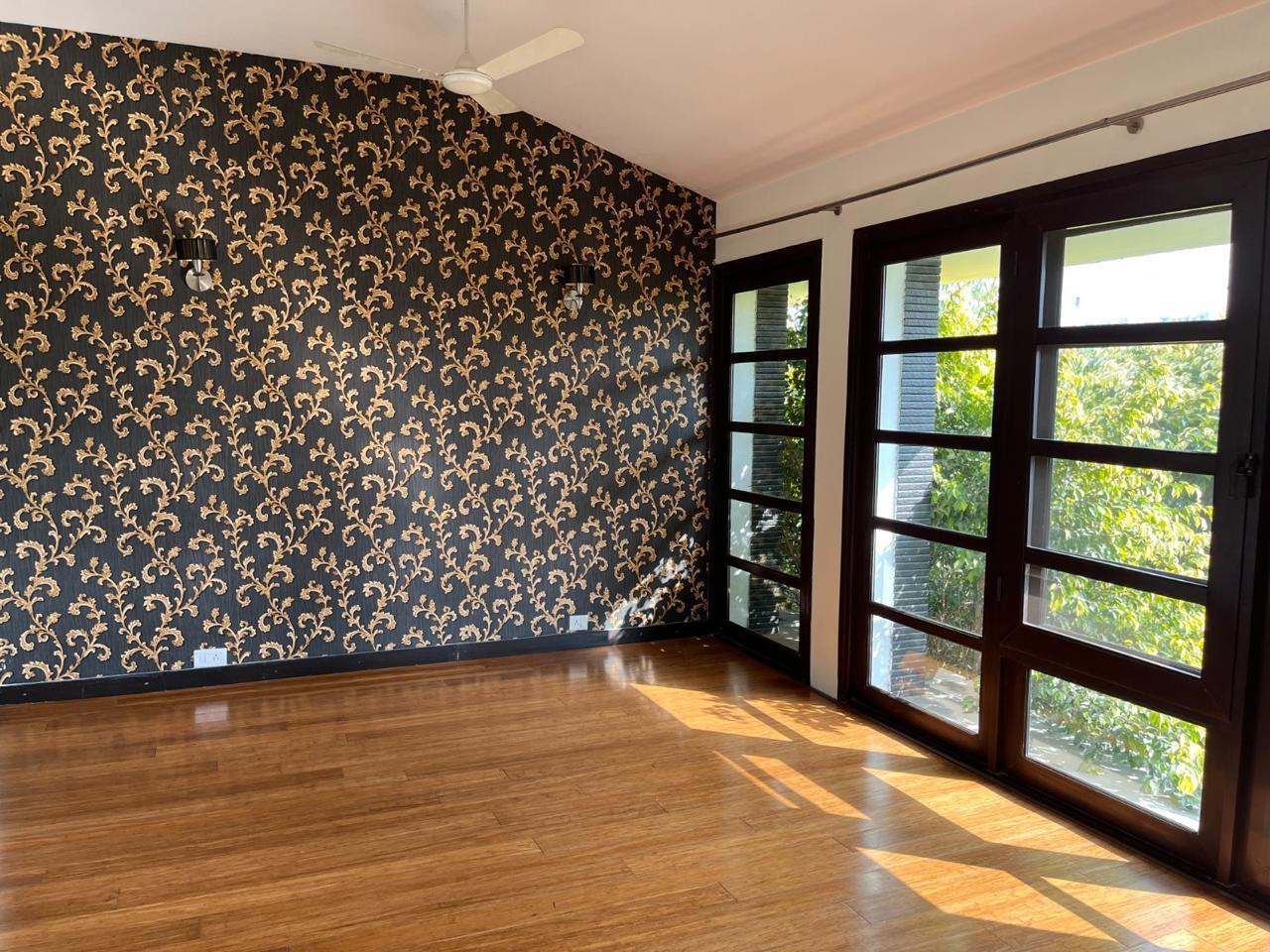 4 BHK + Servant Room Apartment For Rent in Emaar The Palm Drive-The Premier Terraces