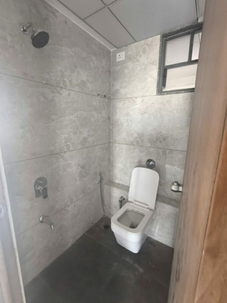 Bathroom, vashikaa-prime 3 Bedroom 1845 Sq.Ft. Apartment In Chandkheda Ahmedabad 9595420