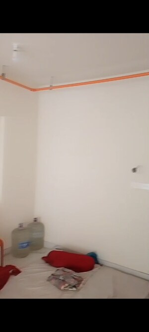 Room in 2 BHK Apartment at Marol – for Rent