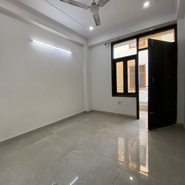 1 BHK Builder Floor For Rent in Chattarpur