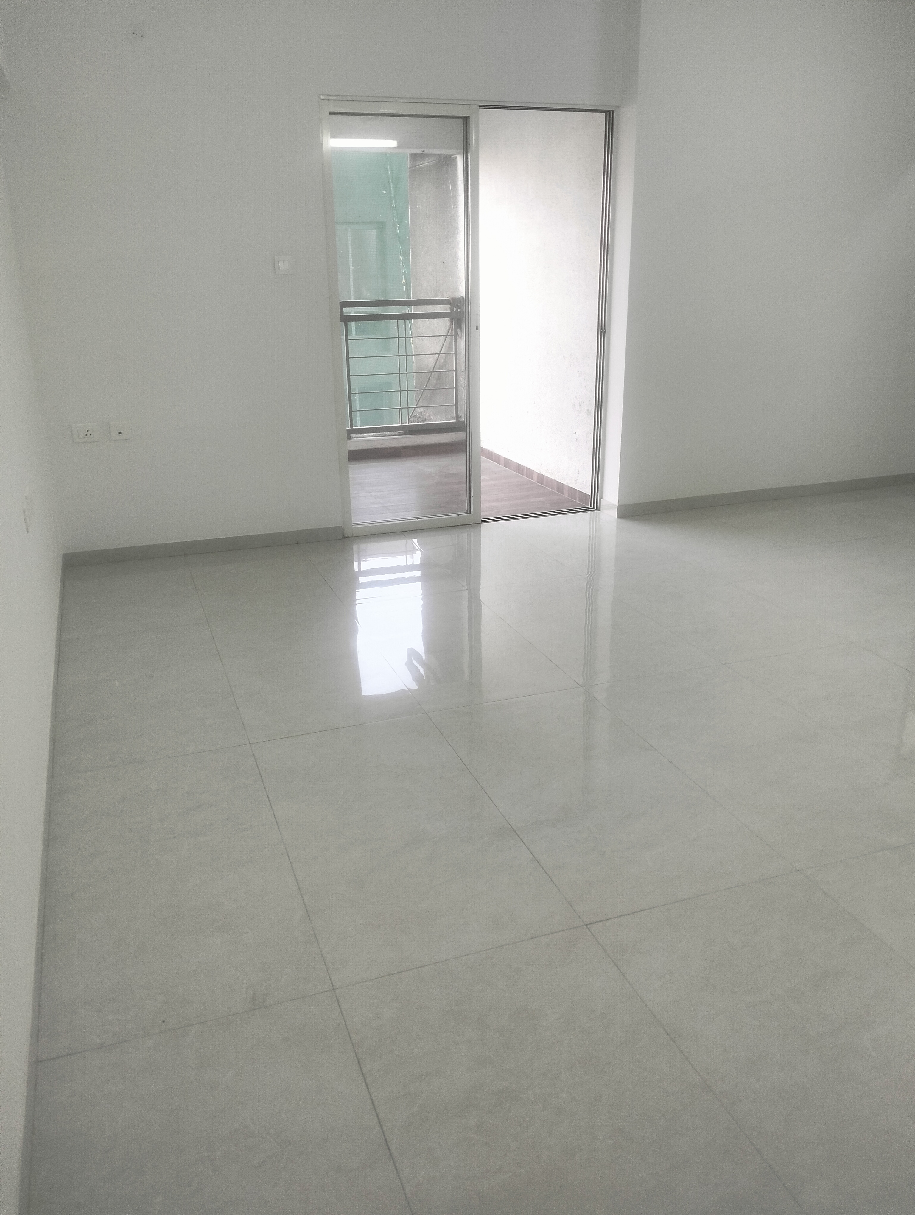 2 BHK 1050 Sq.Ft. Apartment in K Raheja Gardens