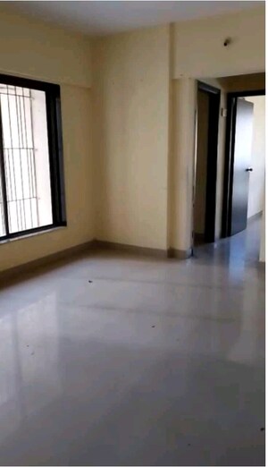 Room in 2 BHK Apartment at Runwal Garden City, Balkum Pada – for Rent