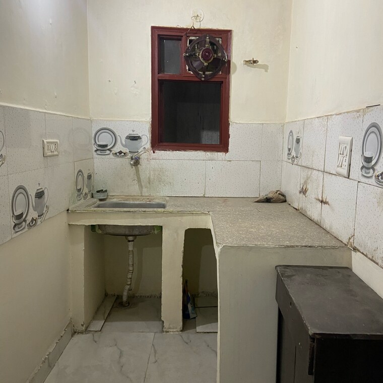 Kitchen, chattarpur 1 Bedroom 550 Sq.Ft. Builder Floor In Chattarpur Delhi 9595455