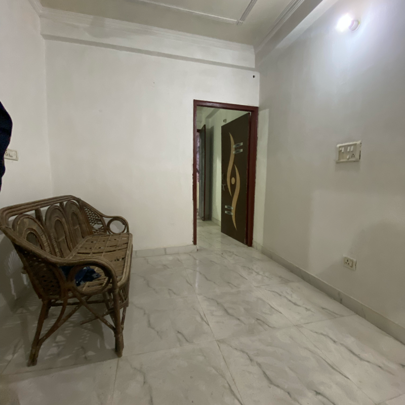 1 BHK + Servant Room Builder Floor For Rent in Chattarpur