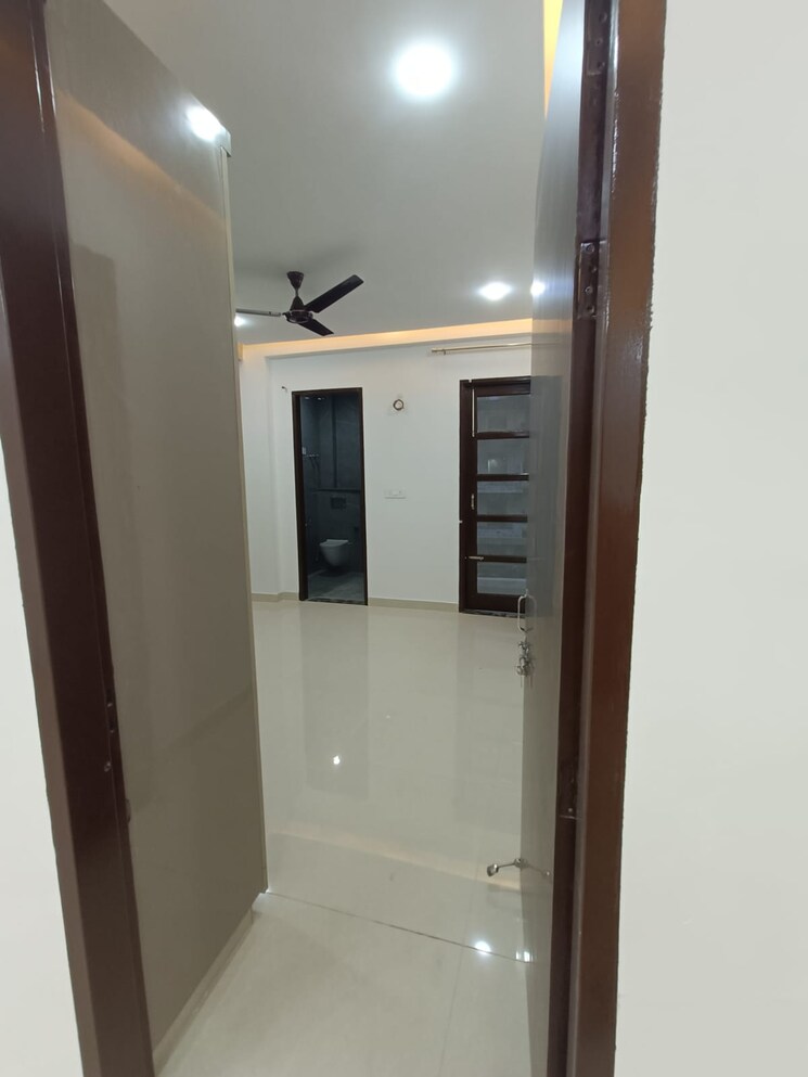 Bathroom, sector 47 3 Bedroom 1850 Sq.Ft. Builder Floor In Sector 47 Gurgaon 9595458