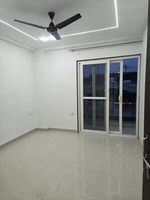 Room in 3 BHK Builder Floor at Sector 47 – for Rent