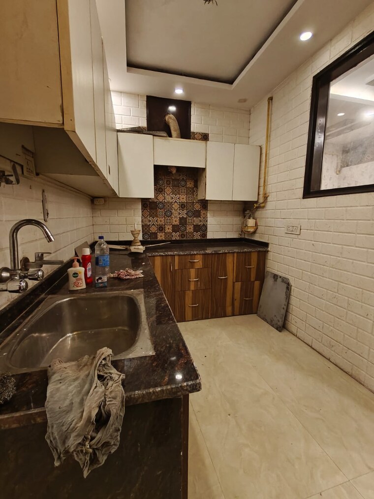 Kitchen, east of kailash 2 Bedroom 1000 Sq.Ft. Builder Floor In East Of Kailash Delhi 9595474