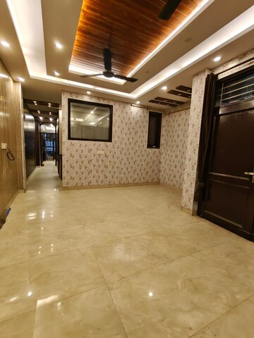 Living Room in 2 BHK Builder Floor at East Of Kailash – for Rent