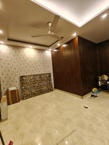 Bedroom in 2 BHK Builder Floor at East Of Kailash – for Rent