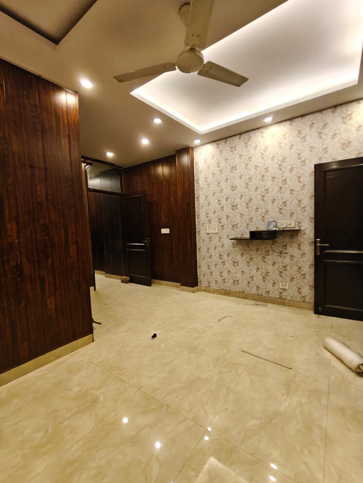 Bedroom, east of kailash 2 Bedroom 1000 Sq.Ft. Builder Floor In East Of Kailash Delhi 9595474