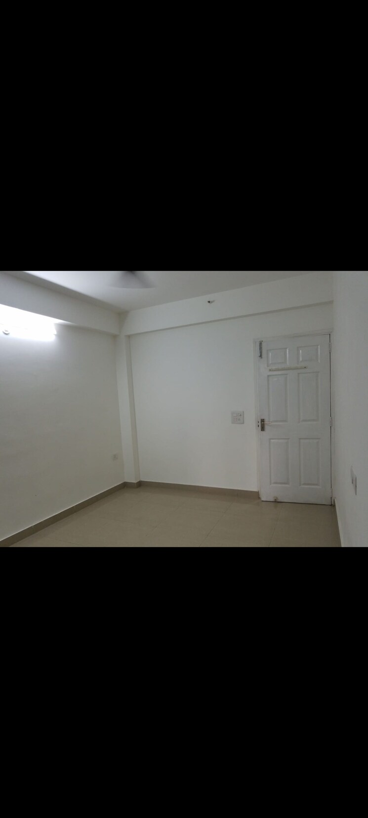 Room, express-zenith 3 Bedroom 823 Sq.Ft. Apartment In Sector 77 Noida 9595482