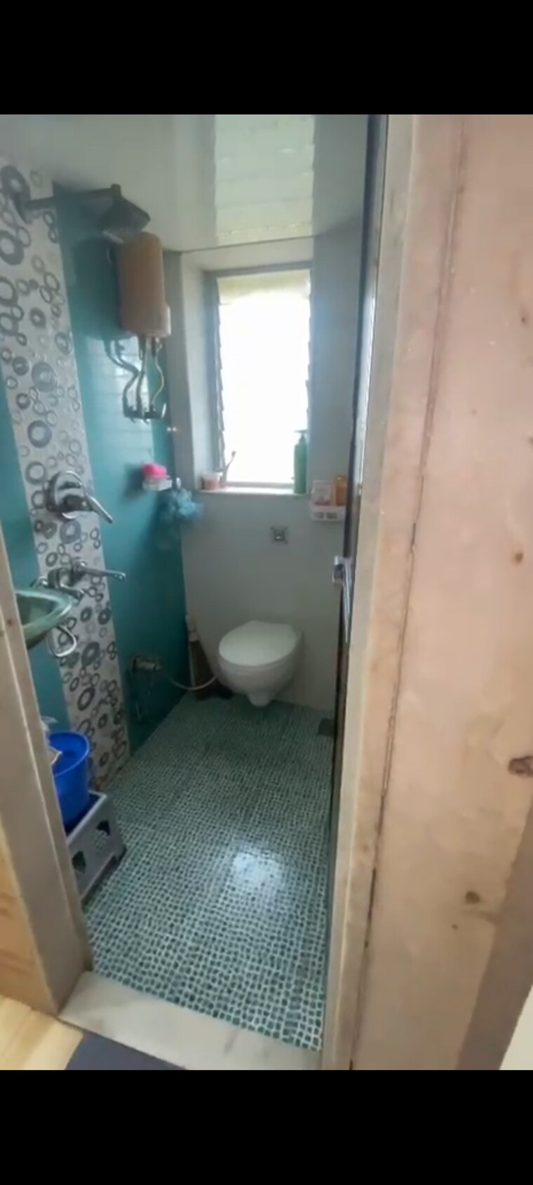 Bathroom, chembur 2 Bedroom 800 Sq.Ft. Apartment In Chembur Mumbai 9595481