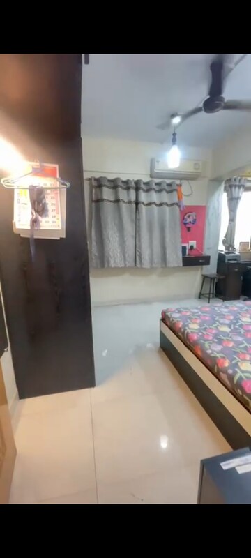 Bedroom in 2 BHK Apartment at Chembur – for Rent