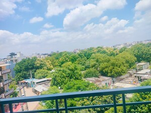 Studio Builder Floor – Garden View at Sector 31 - for Rent