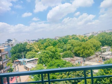 Studio Builder Floor – Garden View at Sector 31 - for Rent