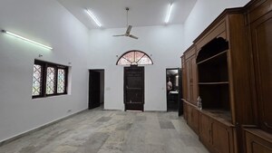 Room in 1 BHK Apartment at Sector 23 Dwarka – for Sale