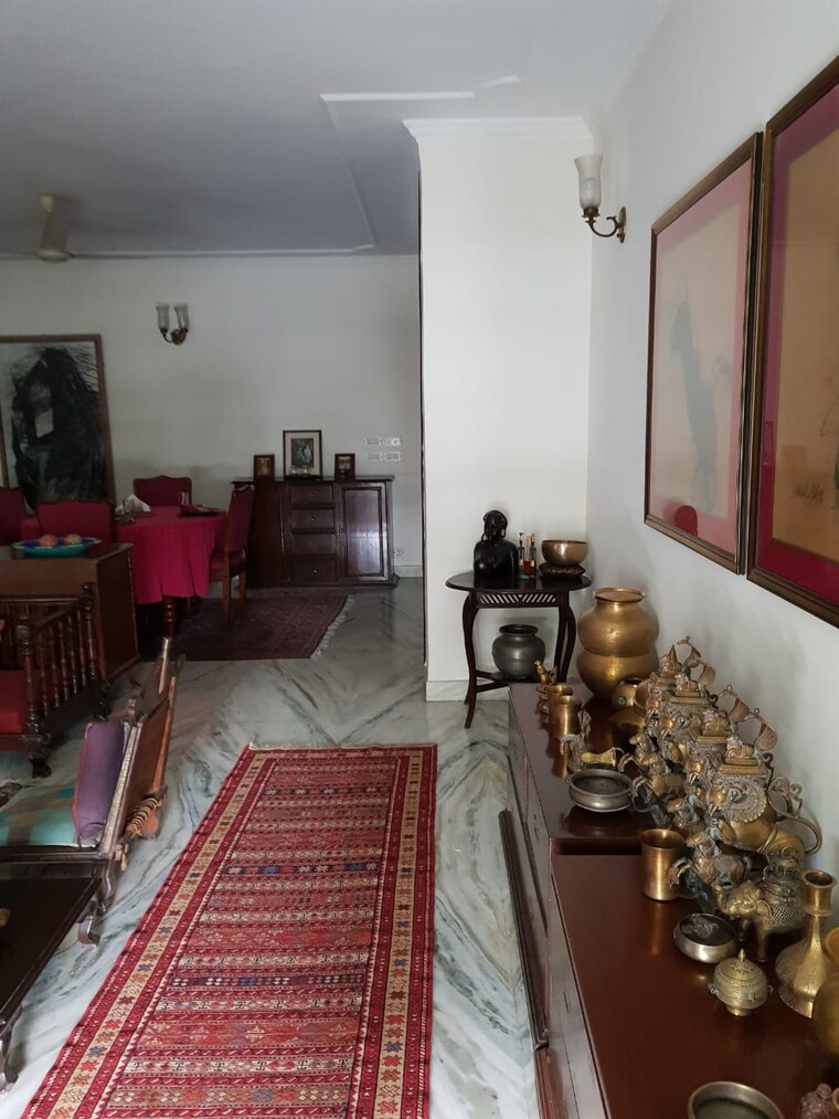 Bedroom, greater kailash i 4 Bedroom 450 Sq.Yd. Builder Floor In Greater Kailash I Delhi 9595512