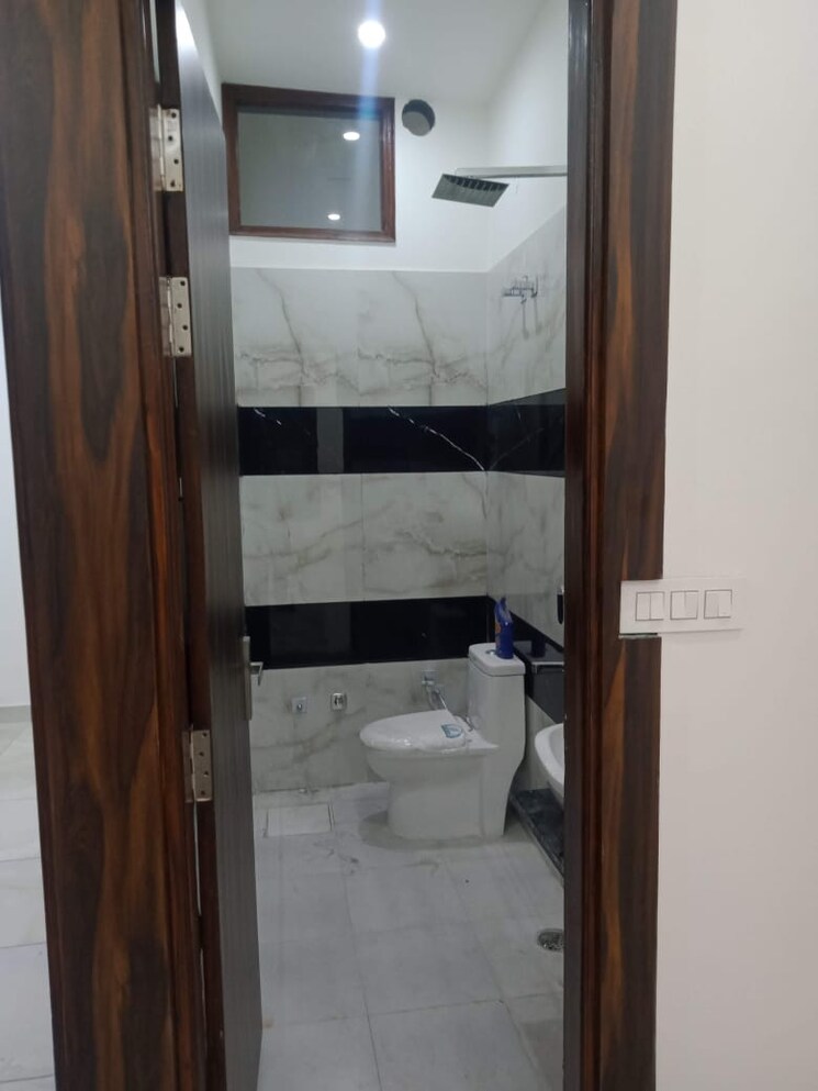 Bathroom, huda 3 Bedroom 50 Sq.Yd. Independent House In Huda Panipat 9595526