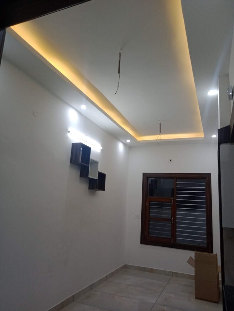 Room, huda 3 Bedroom 50 Sq.Yd. Independent House In Huda Panipat 9595526