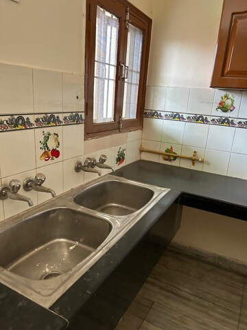 Kitchen in 2 BHK Independent House at Sector 37 – for Rent