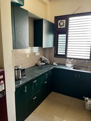 Kitchen in 2 BHK Builder Floor at Sector 38 – for Rent