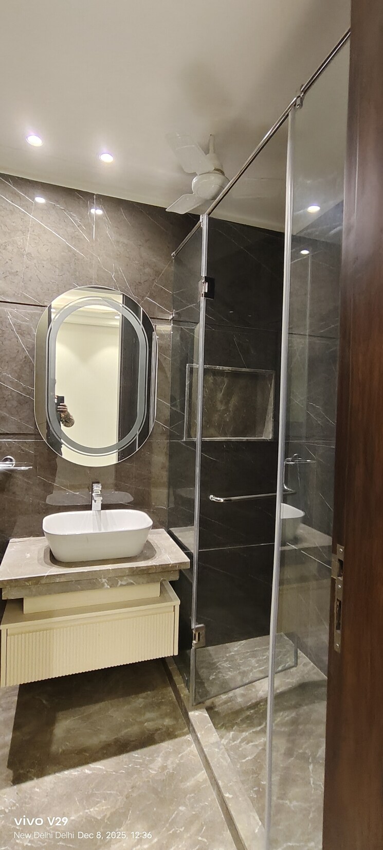 Bathroom, panchsheel enclave 4 Bedroom 265 Sq.Yd. Builder Floor In Panchsheel Enclave Delhi 9595609