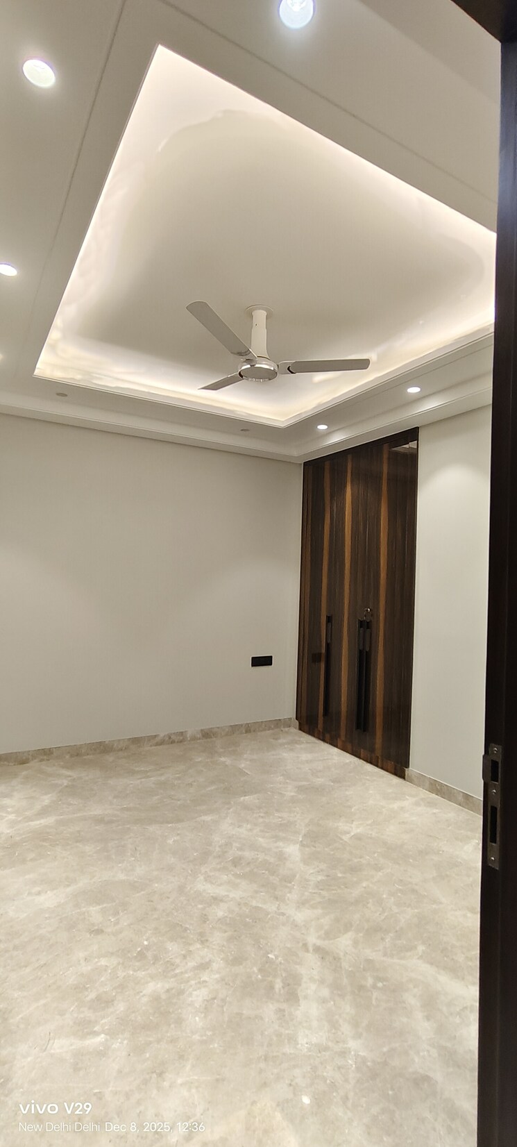 Room, panchsheel enclave 4 Bedroom 270 Sq.Yd. Builder Floor In Panchsheel Enclave Delhi 9595615