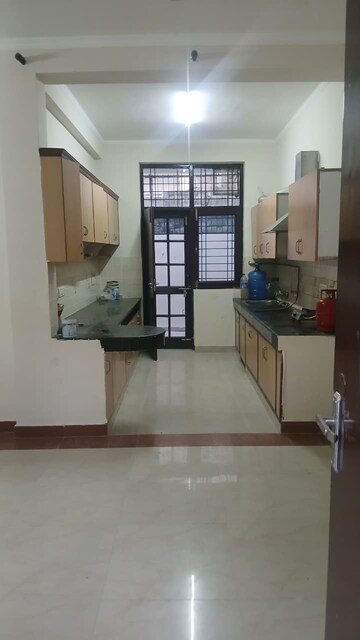 Kitchen in 2 BHK Independent House at RWA Apartments Sector 47, Sector 47 – for Rent