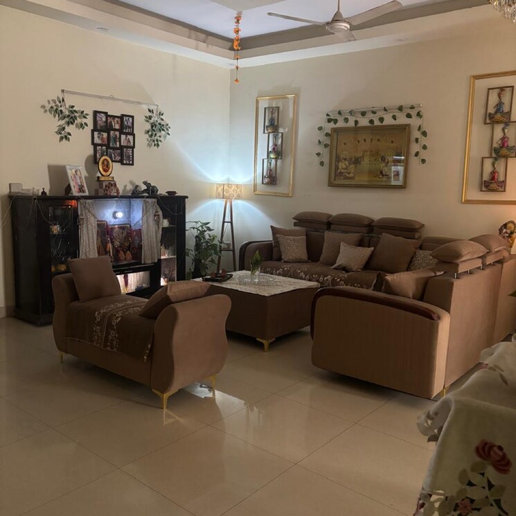 Living Room, avantika colony 4 Bedroom 240 Sq.Yd. Builder Floor In Avantika Colony Ghaziabad 9595629