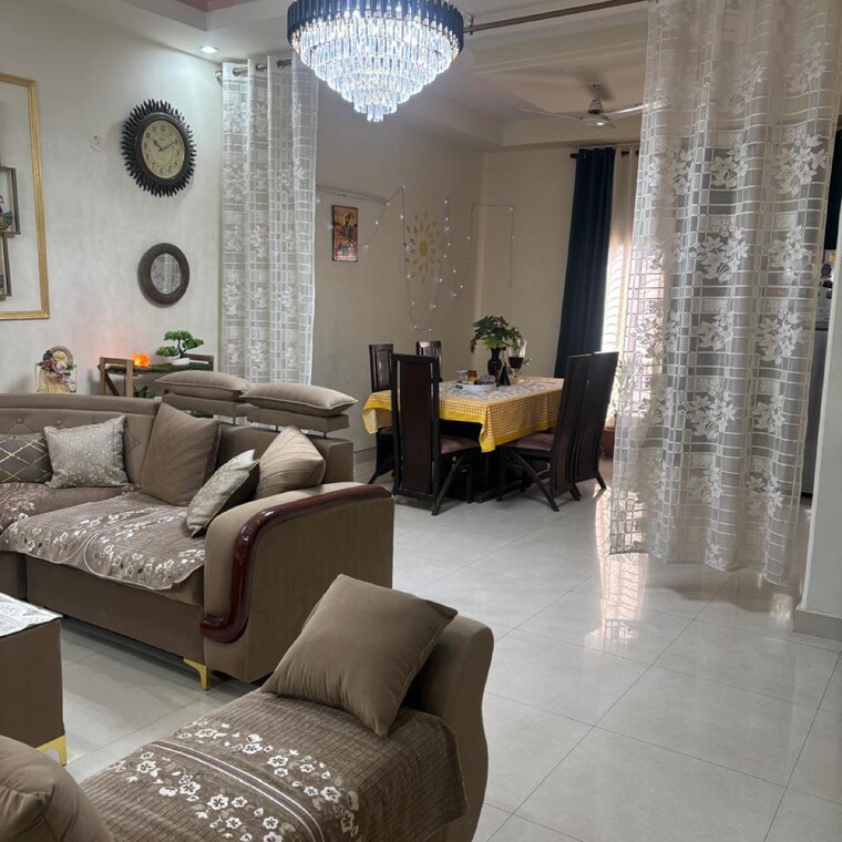 Living Room, avantika colony 4 Bedroom 240 Sq.Yd. Builder Floor In Avantika Colony Ghaziabad 9595629